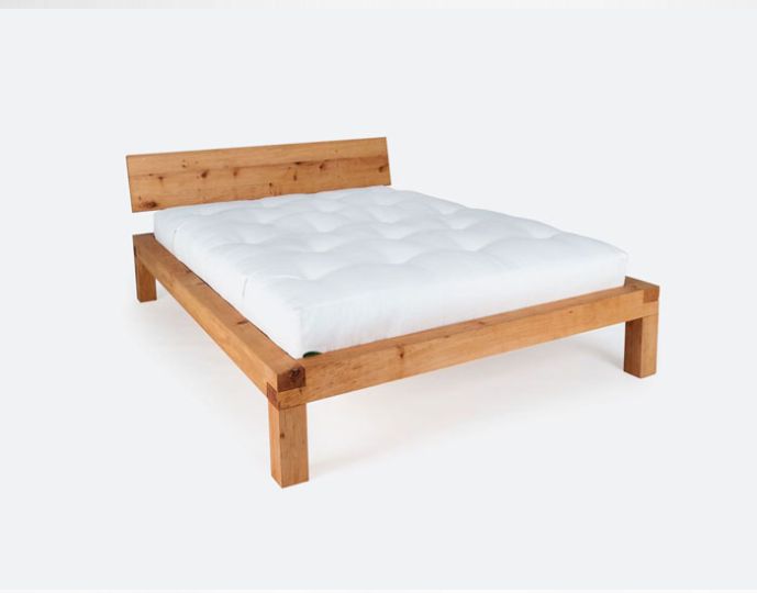 Bett YAK; metallfreies Massivholzbett; vorzüglich geeignet für Naturmatratzen und Futons|Metallfreies Bett YAK aus massivem Zirbenholz